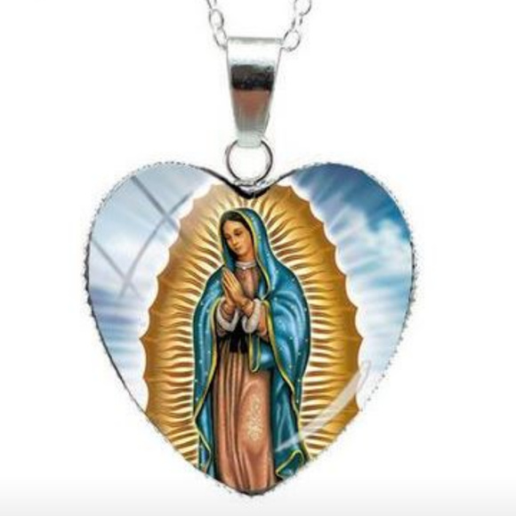 Jewels & Gems Jewelry - Religious Heart Necklace with Silver Chain